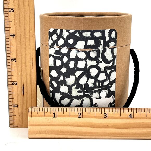 Artlifting Jigsaw Puzzle By Demdaco 120 Pieces Off-White Black 8"x10" Linda King - Picture 8 of 9